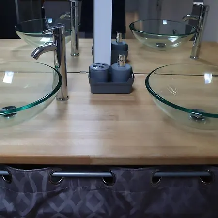 Casa vacanze Maison Atypique, Centre-ville 2+2 Pers Sauna Ir *