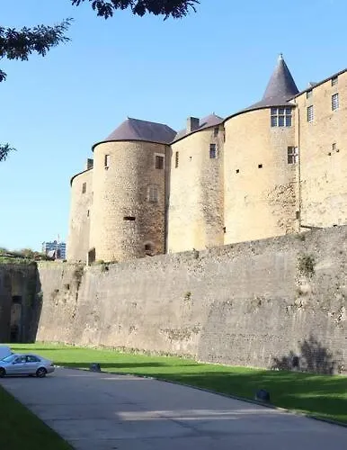 Maison Atypique, Centre-ville 2+2 Pers Sauna Ir Sedan