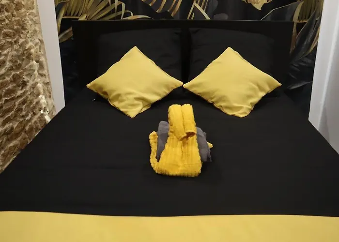 Vakantiehuis Maison Atypique, Centre-ville 2+2 Pers Sauna Ir *