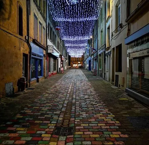 Maison Atypique, Centre-ville 2+2 Pers Sauna Ir * Sedan