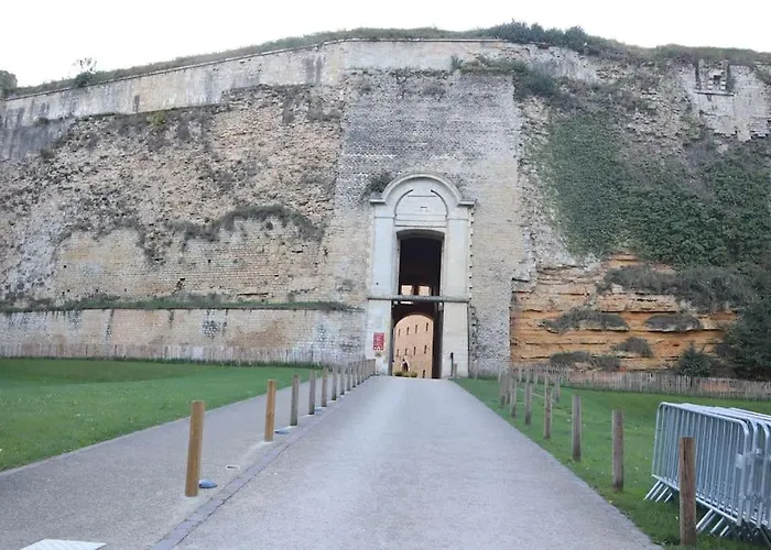 Maison Atypique, Centre-ville 2+2 Pers Sauna Ir Vakantiehuis Sedan